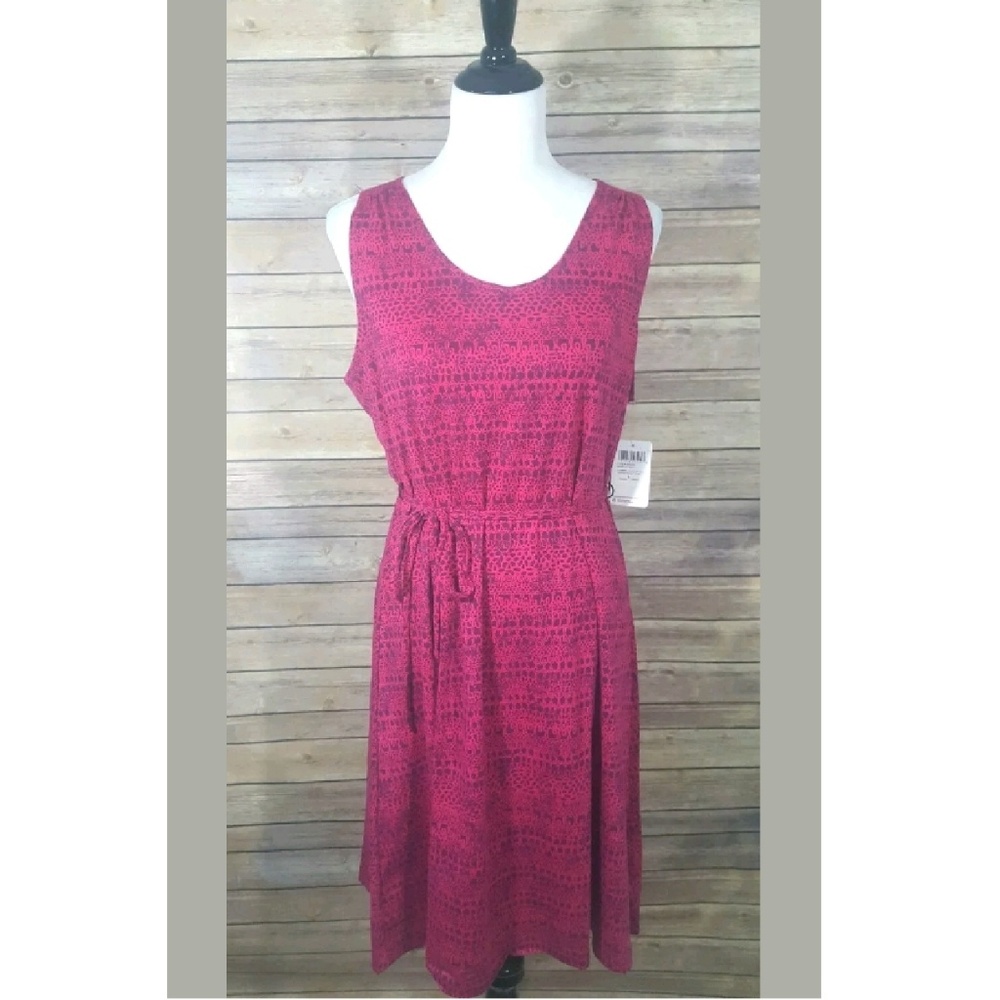 NWT MOUNTAIN HARDWEAR Dress Womens pink purple L